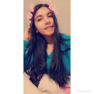 Meet your Posher, Alejandra